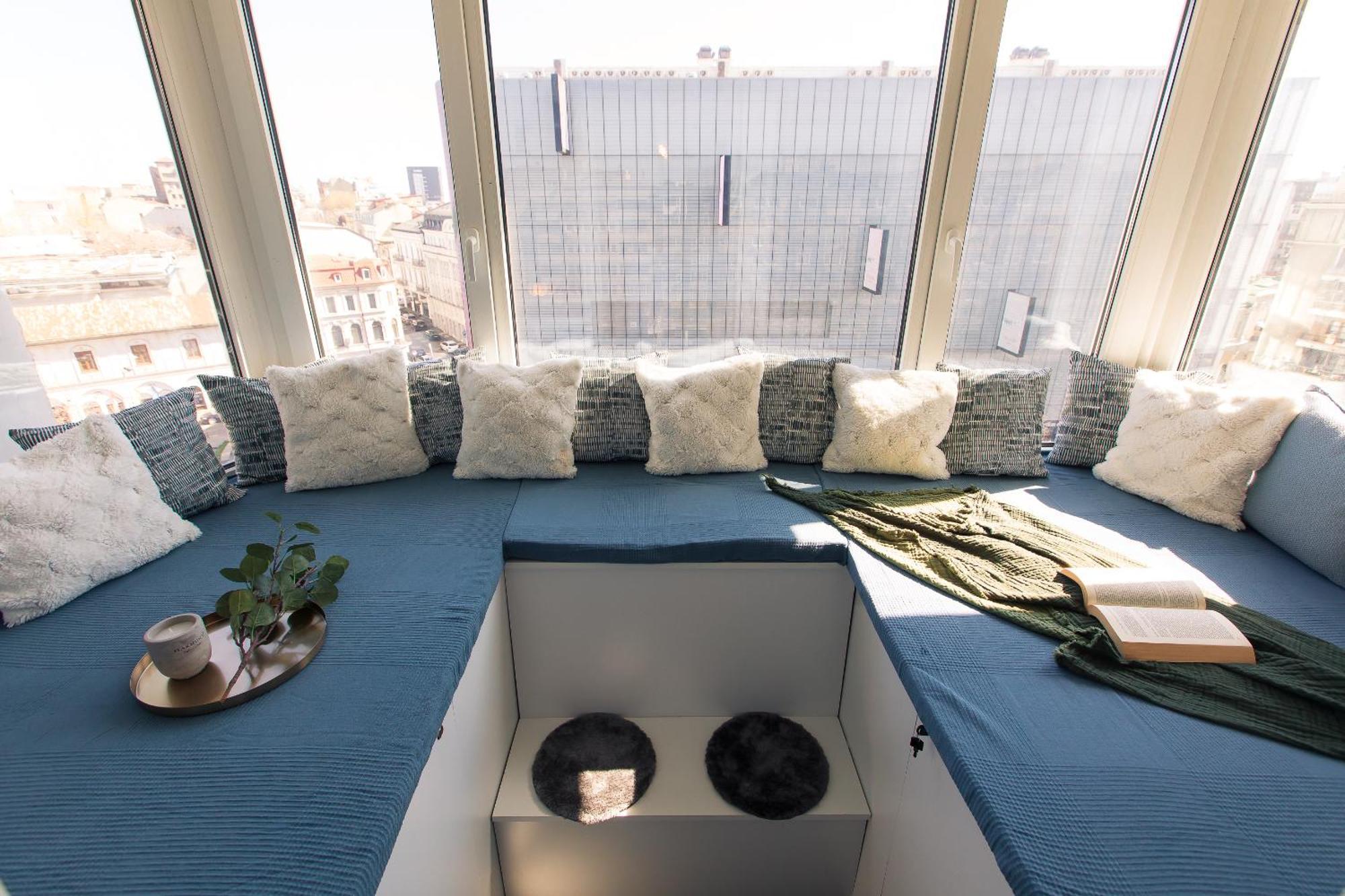Old Town Apartment With Amazing View From The Balcony ブカレスト エクステリア 写真