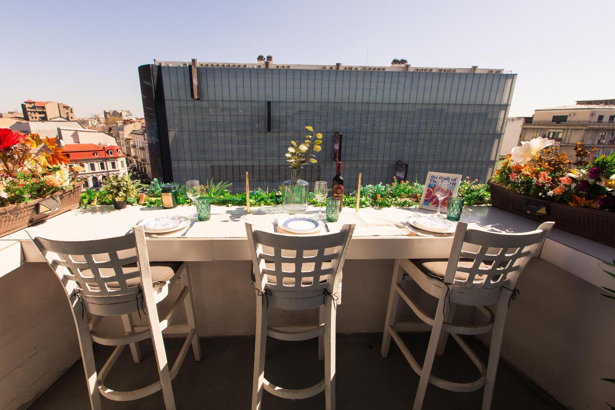 Old Town Apartment With Amazing View From The Balcony ブカレスト エクステリア 写真