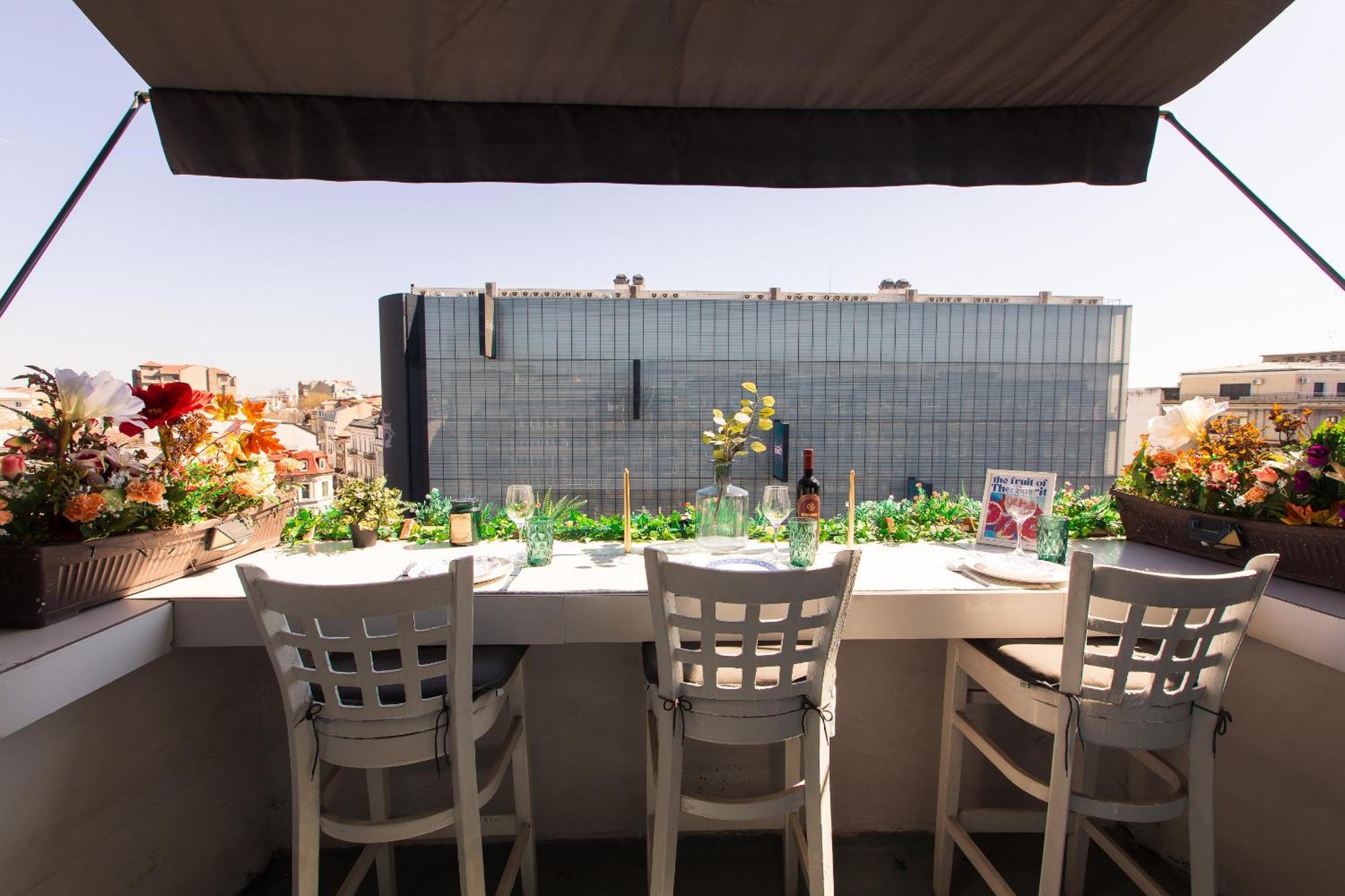 Old Town Apartment With Amazing View From The Balcony ブカレスト エクステリア 写真